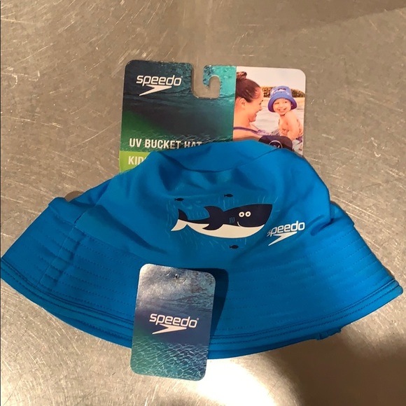 speedo uv bucket hat